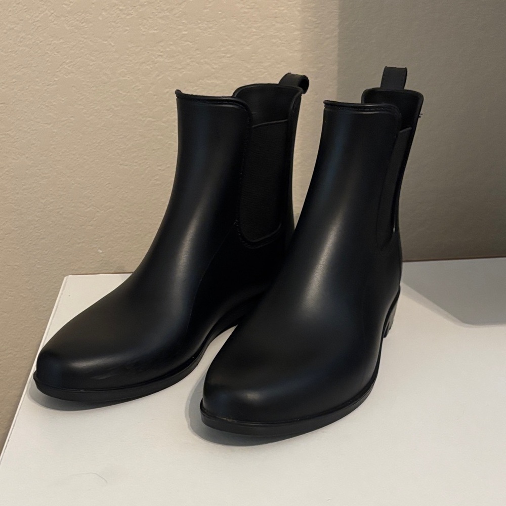 a new day Black Ankle Boots